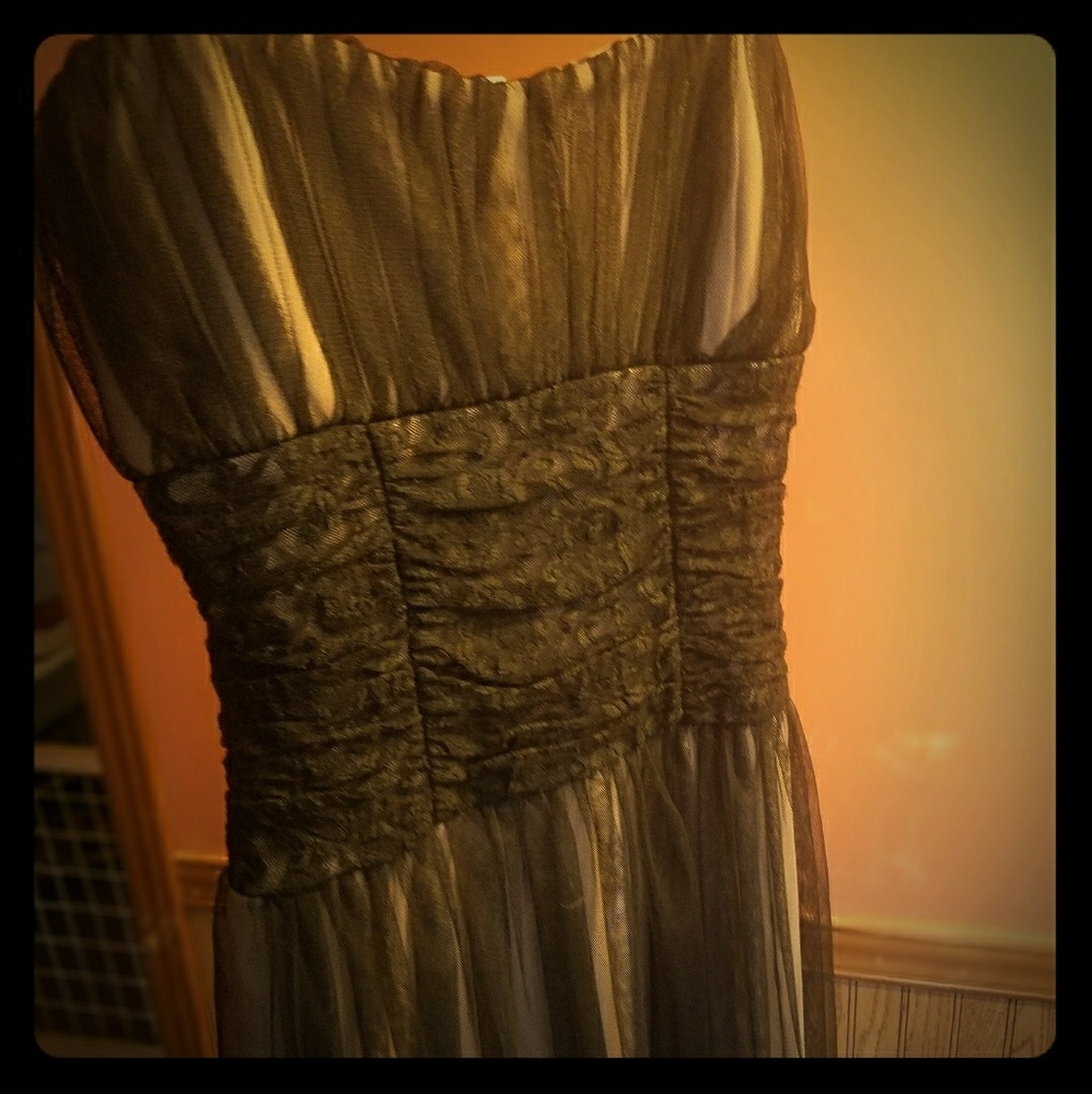 City triangles Formal dress